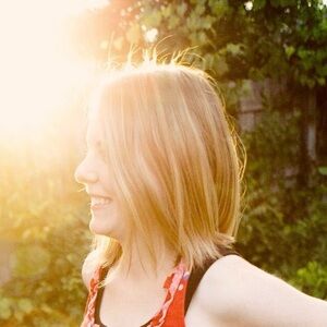 Meet your Posher, Eve